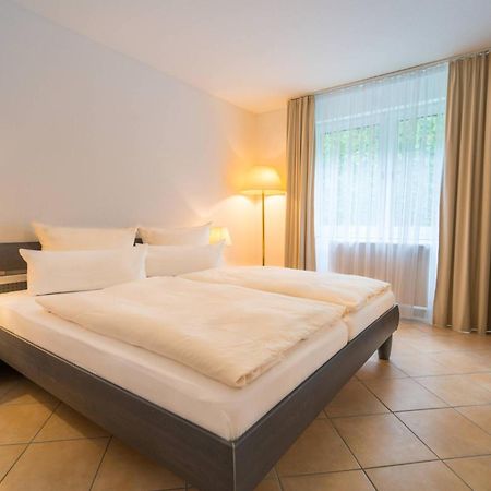 Airporthotel Residenz Steinenbronn Екстер'єр фото