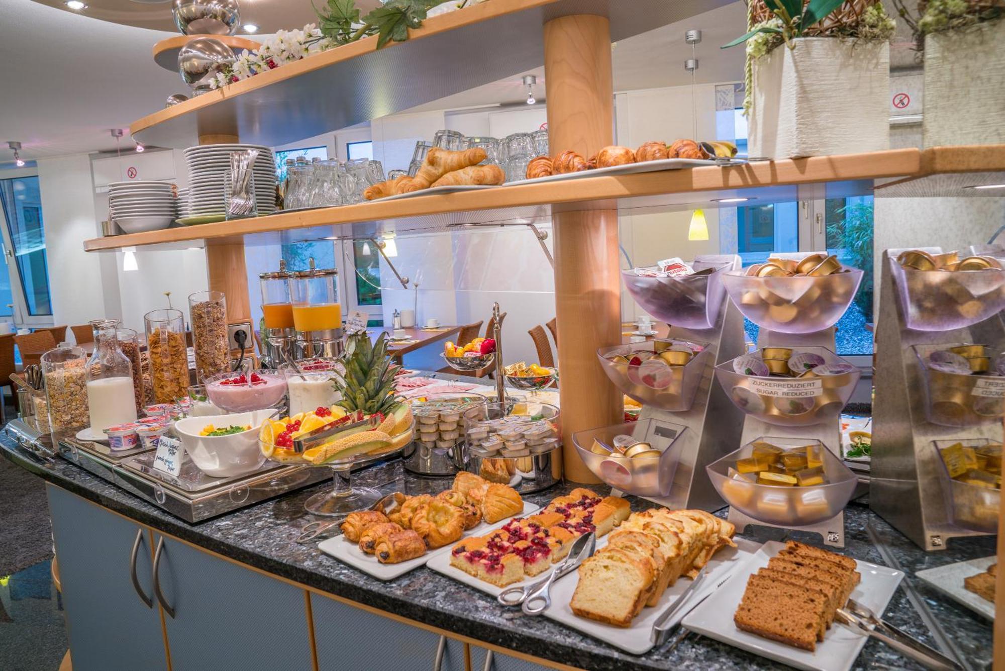 Airporthotel Residenz Steinenbronn Екстер'єр фото