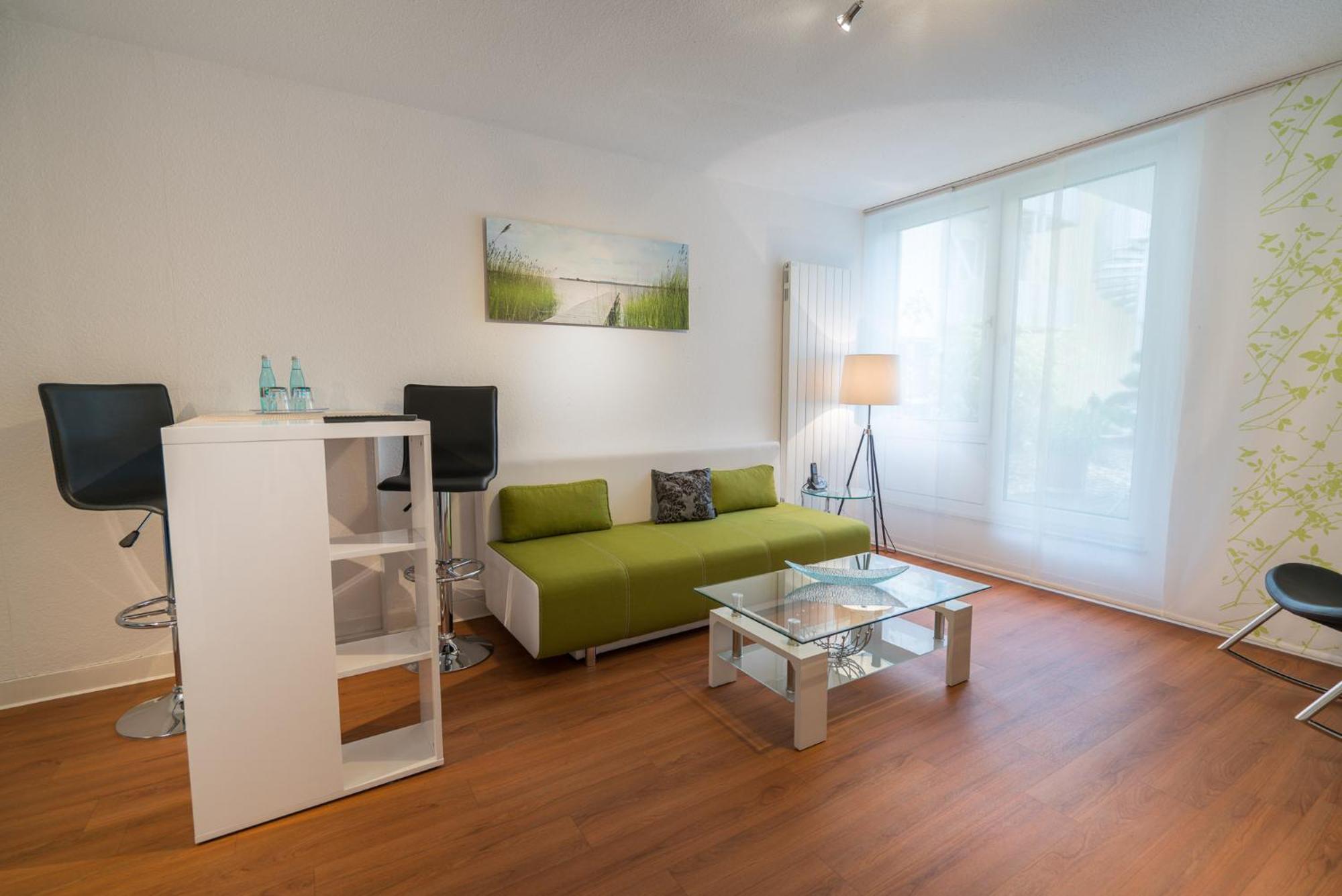 Airporthotel Residenz Steinenbronn Екстер'єр фото