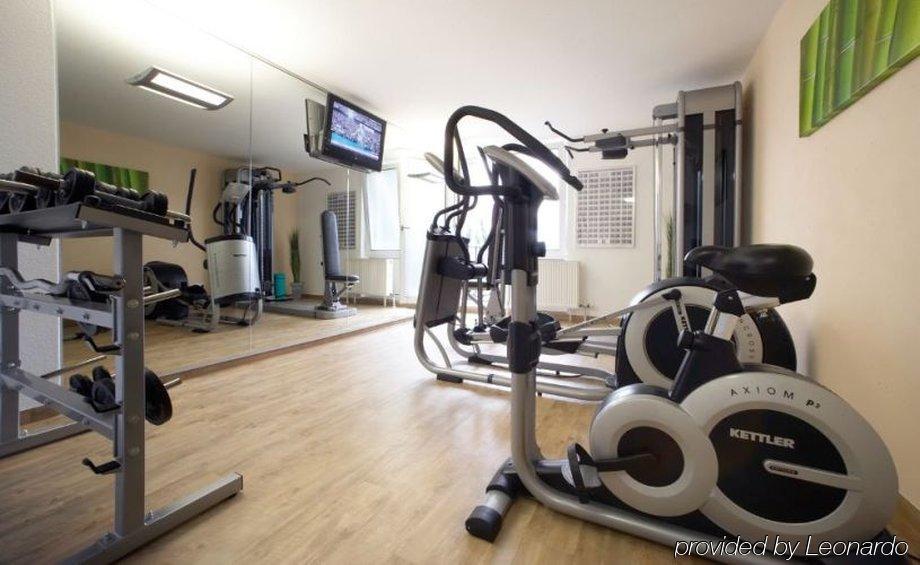 Airporthotel Residenz Steinenbronn Екстер'єр фото